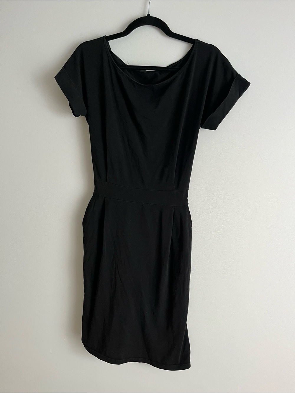 Classic Black Short-Sleeve Midi Dress